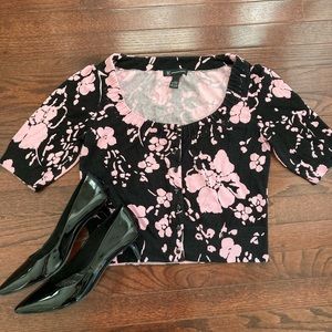 INC black and pink floral shrug
